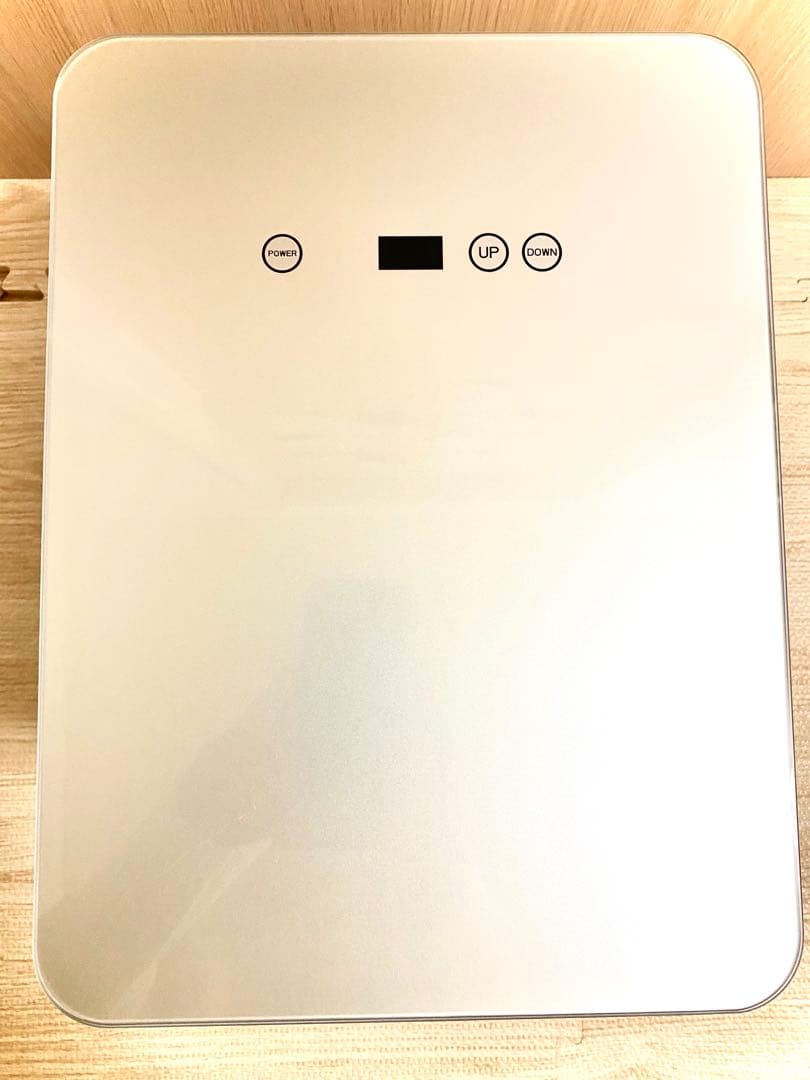 VERSOS（ベルソス）冷温庫 9L