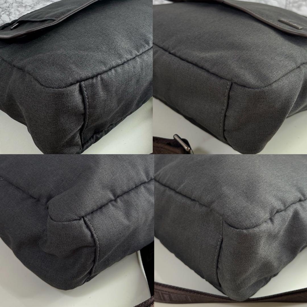 【美品】TUMI トゥミ　ショルダーバッグ　クロスボディ　メンズ　グレー　希少