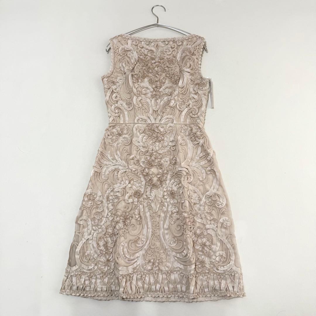 新品✨定価７万✨アナイ✨テープ刺繍ワンピース（M）ベージュ　チュールレース　花柄