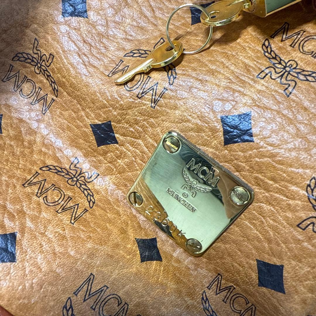 MCM バケットバッグ 中型 ブラウン