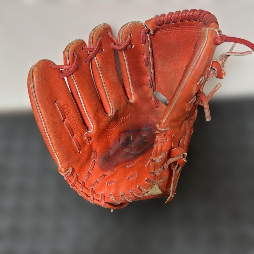 アンダーアーマー　左投手　硬式グローブ