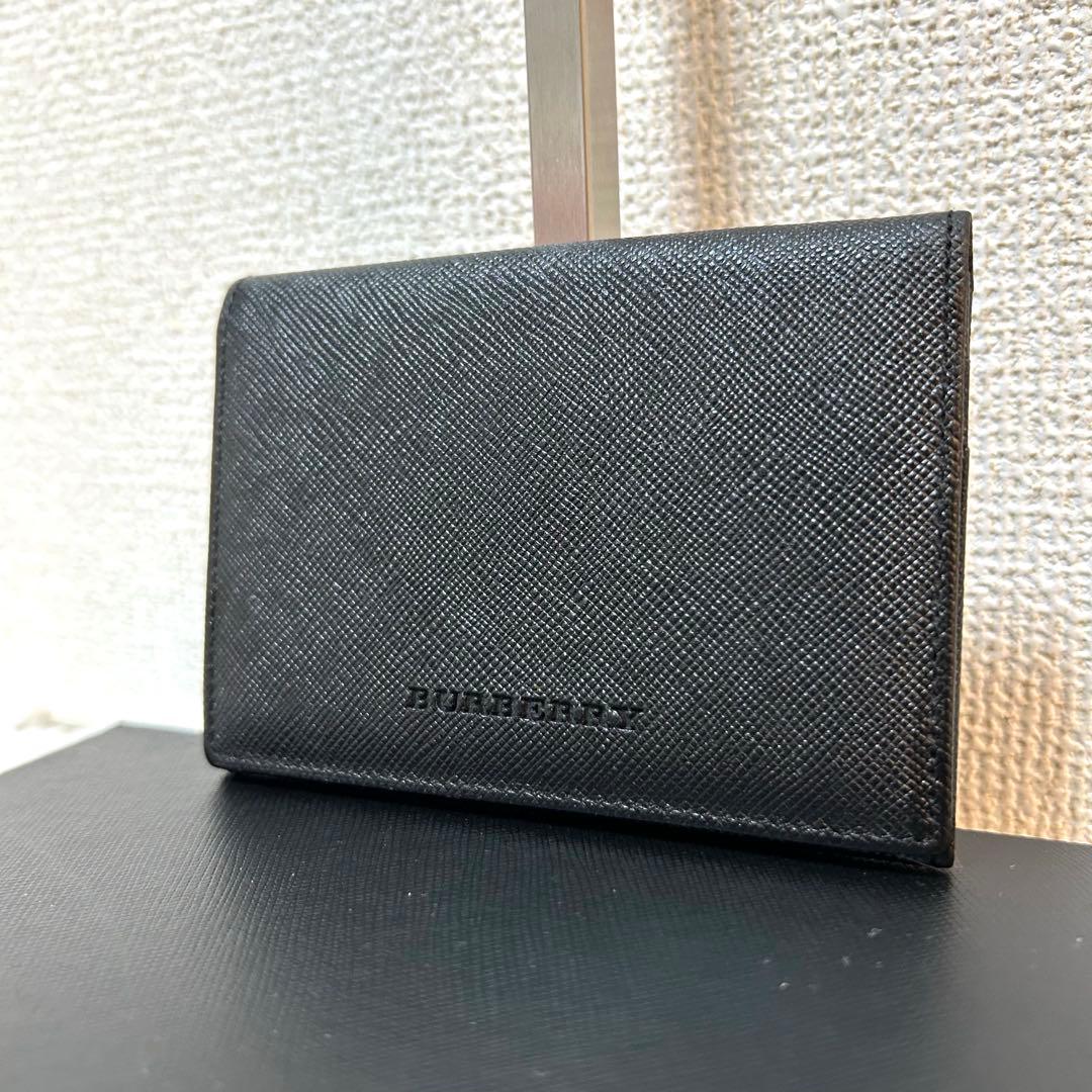 【未使用級✨サフィアーノレザー】バーバリー　名刺入れ　黒　ユニセックス　会社員