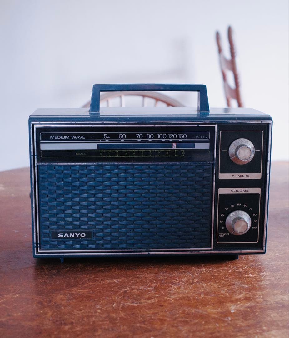 SANYO サンヨー　三洋　RL1140 卓上型AMラジオ　ジャンク