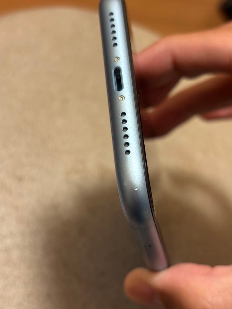 iPhone XR 128GB ソフトバンク 送料込み