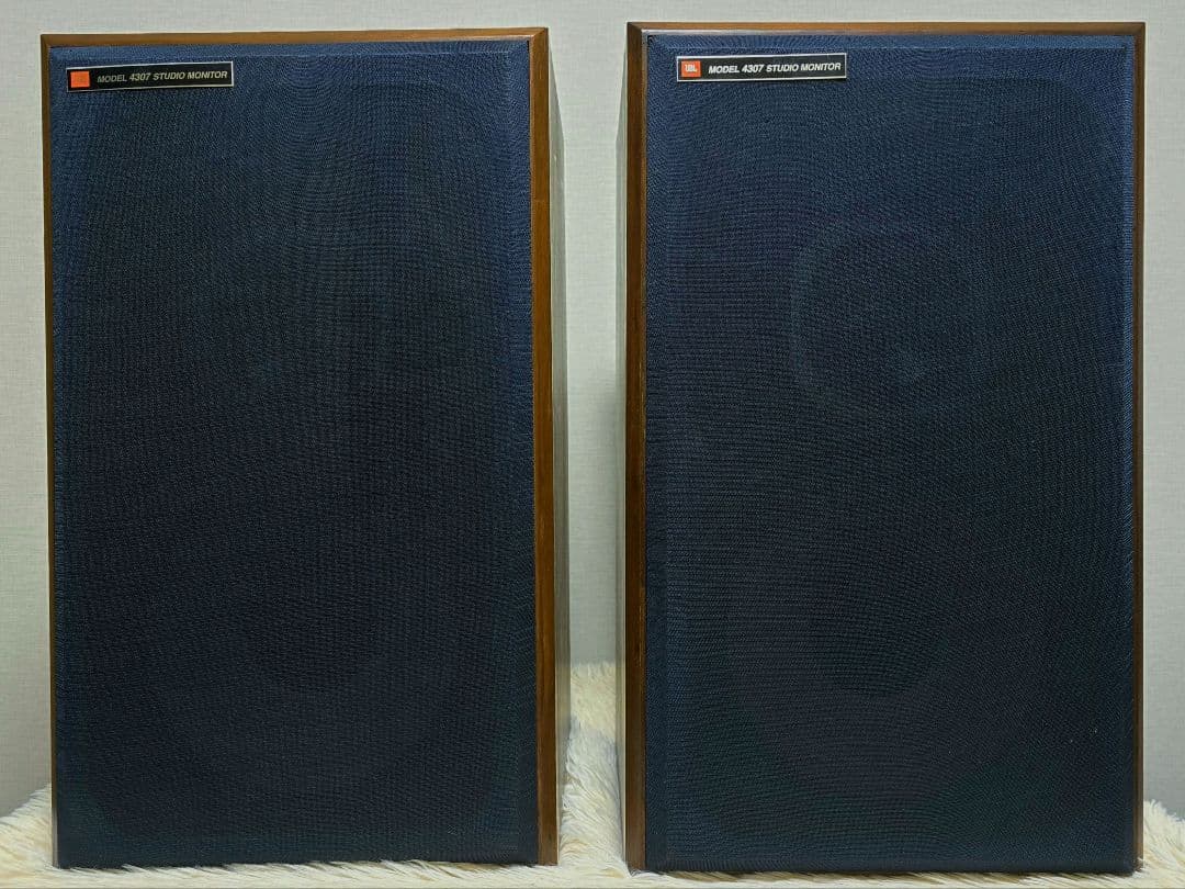 JBL 4307-3ウェイブックシェルフ型スピーカー2個セット　中古