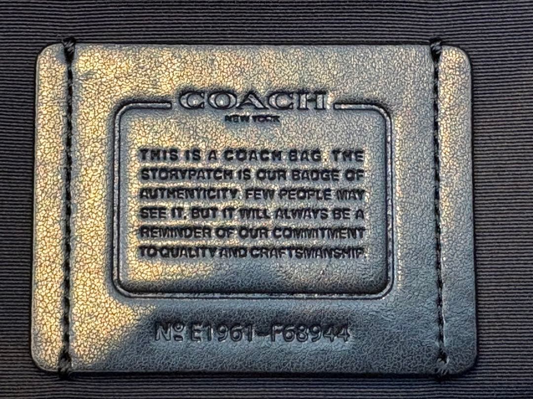COACH コーチ ブラック レザートートバッグ F68944 新品ストラップ付