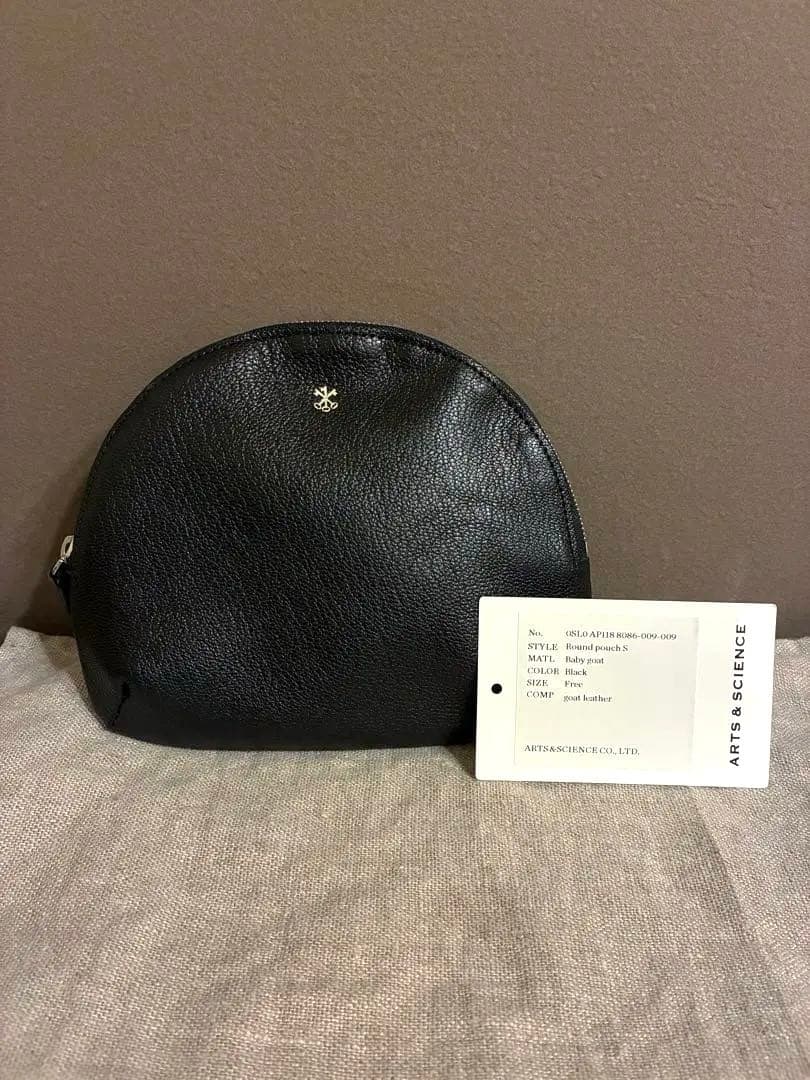 新品 アーツ&サイエンス ラウンドポーチS