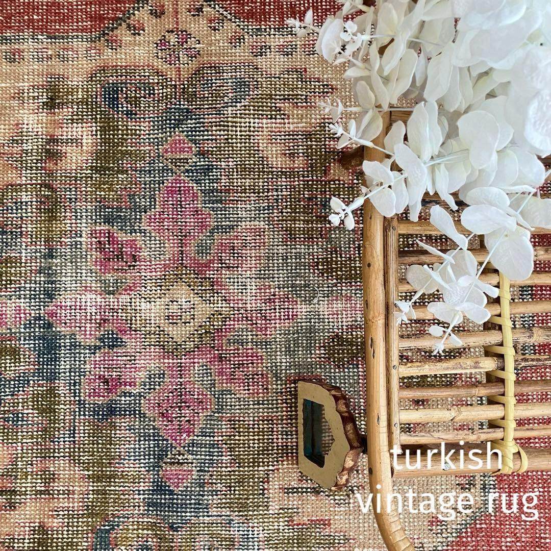 貴重✳︎アヴァノス　落ち着きシャビーレッド　キャラメル　トルコヴィンテージラグ