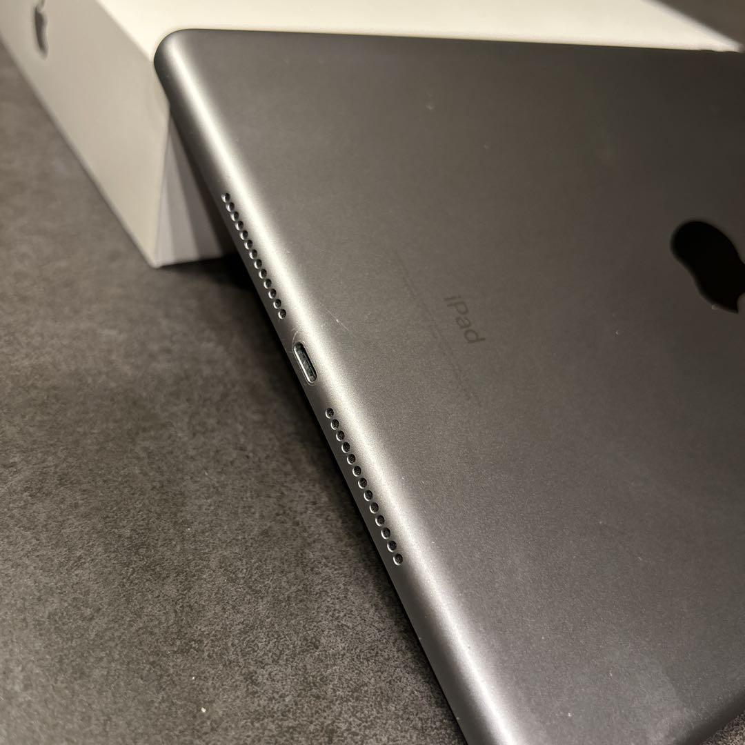 iPad 第6世代 32GB SIMフリー Wi-Fi+Cellularモデル