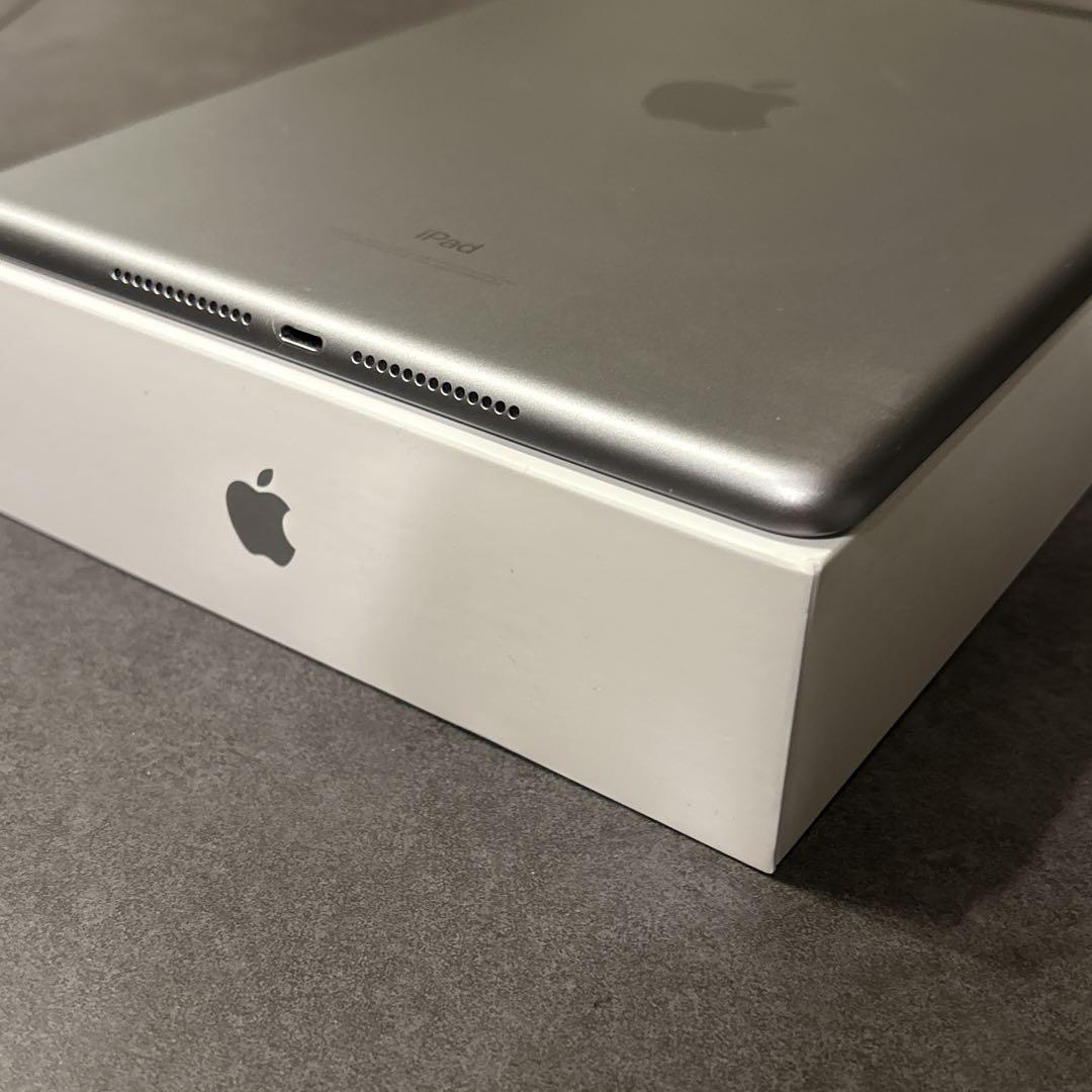 iPad 第6世代 32GB SIMフリー Wi-Fi+Cellularモデル