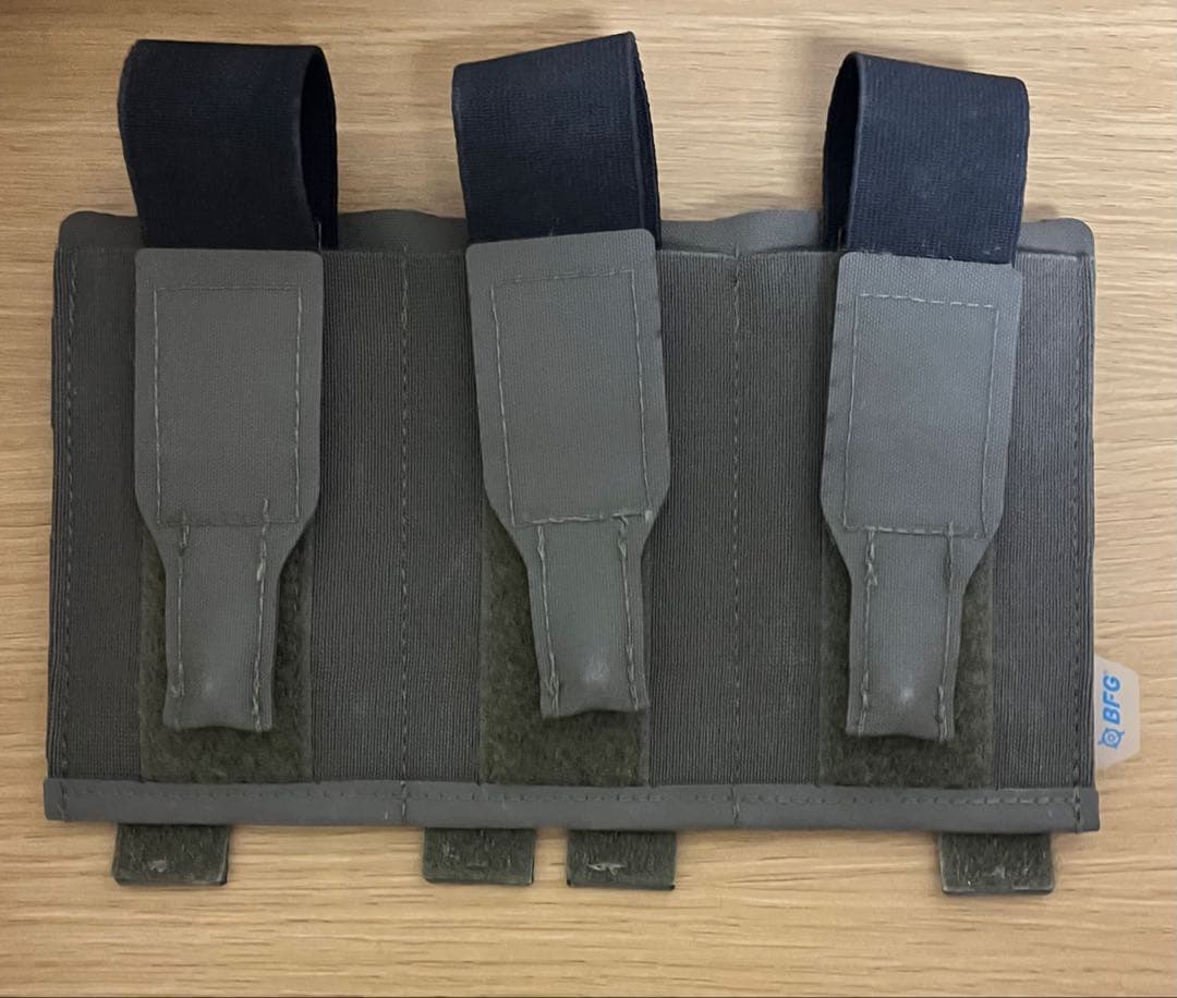 実物　Blue Force Gear Flapped Ten-Speed