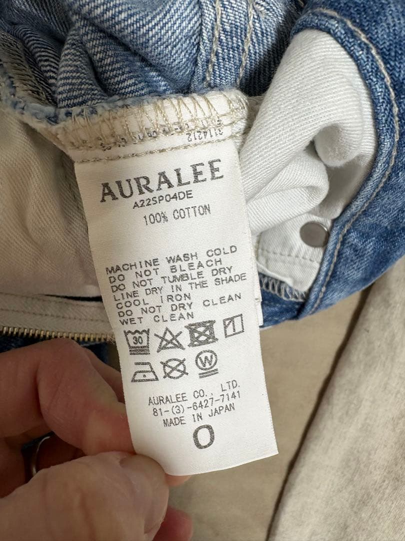 AURALEE デニム