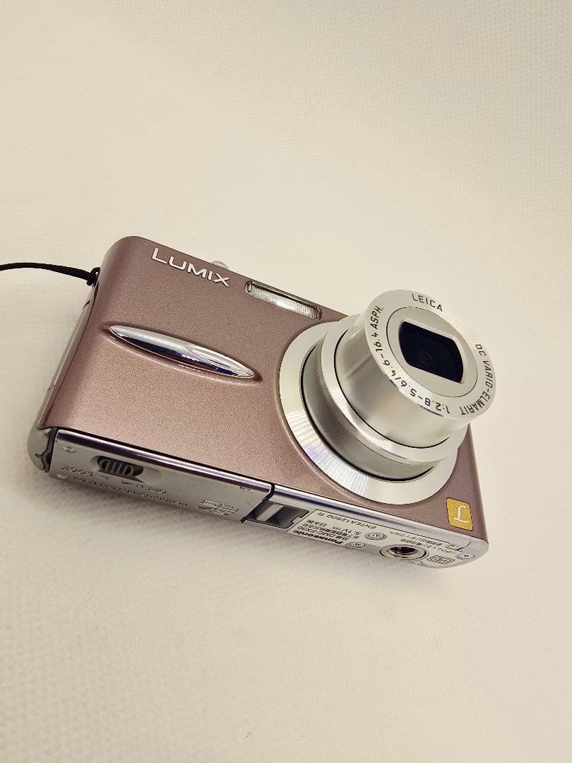 【超美品】Panasonic LUMIX DMC-FX30 付属品付 ケース付き