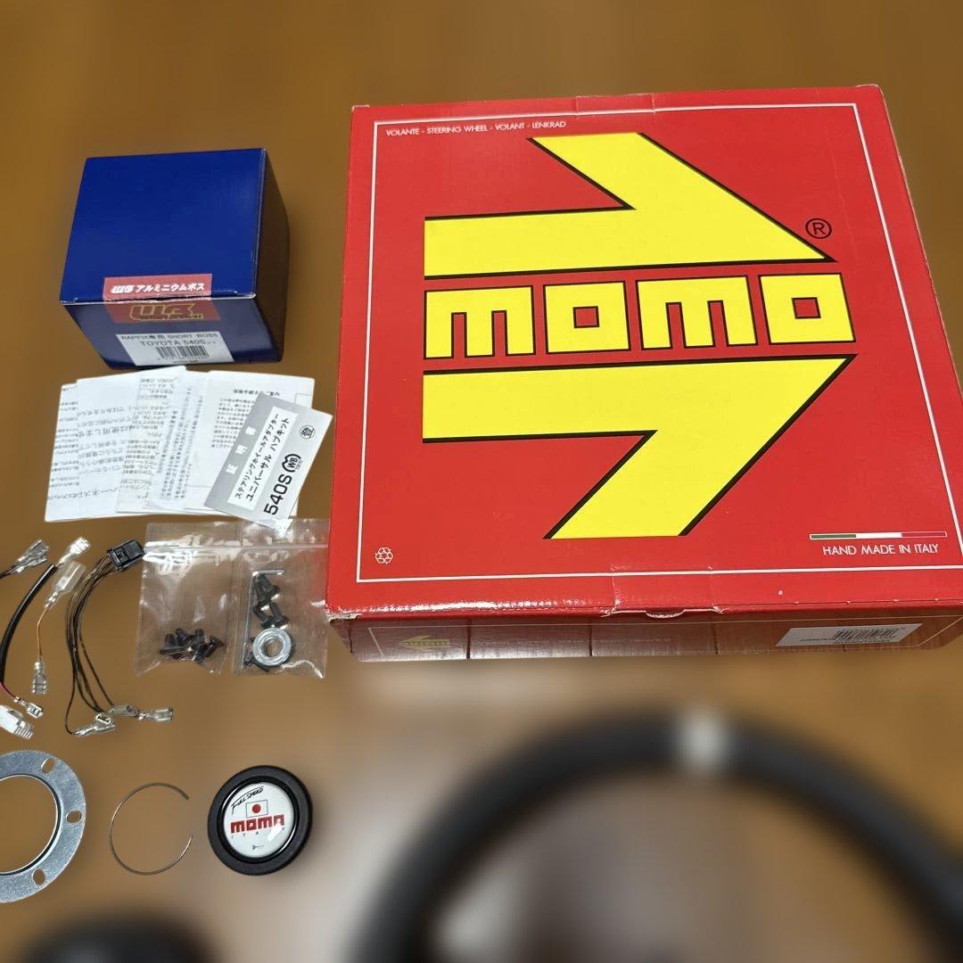 MOMO Full Speed 328φ + ボス 540S + ホーンリング