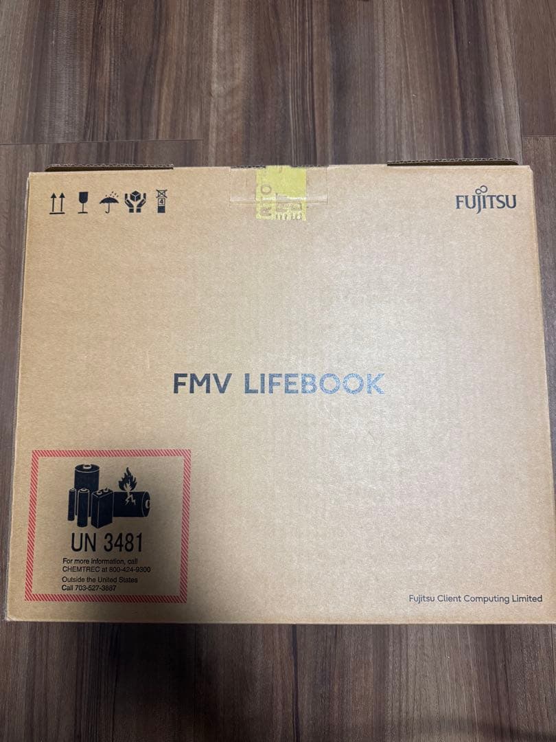FMV LIFEBOOK WJ1AA52 500SSD ノートPC 極美品