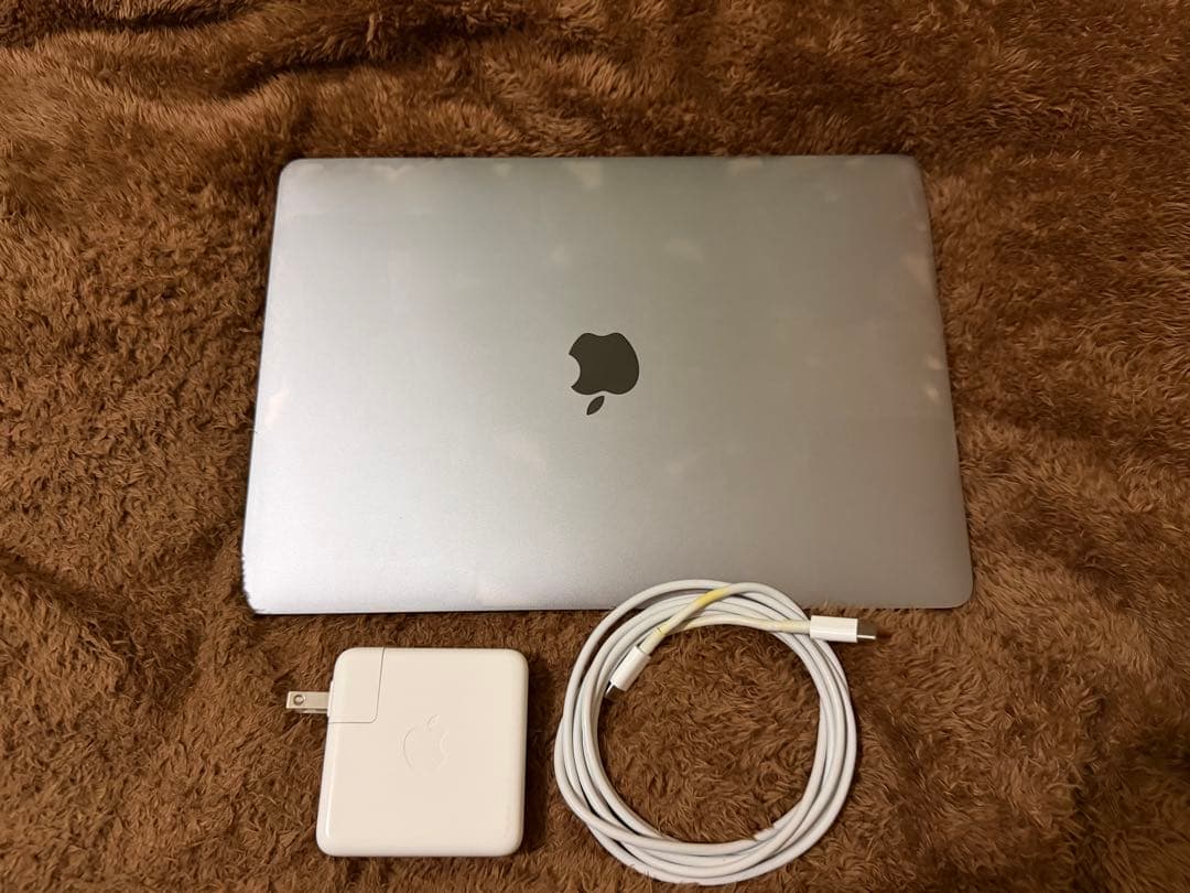 MacBook Pro 2020 13-inch 512GB スペースグレイ