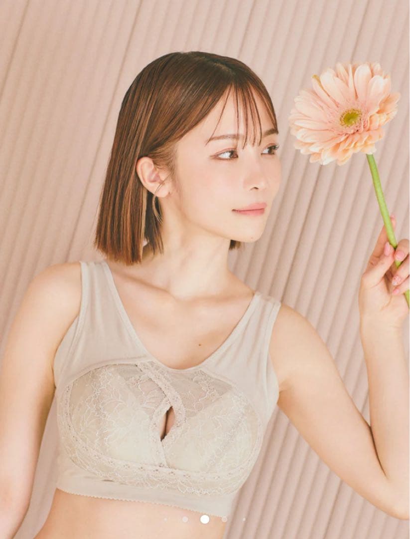 はな　エッセンシャルナイトブラ ＋ S ミアー 2枚