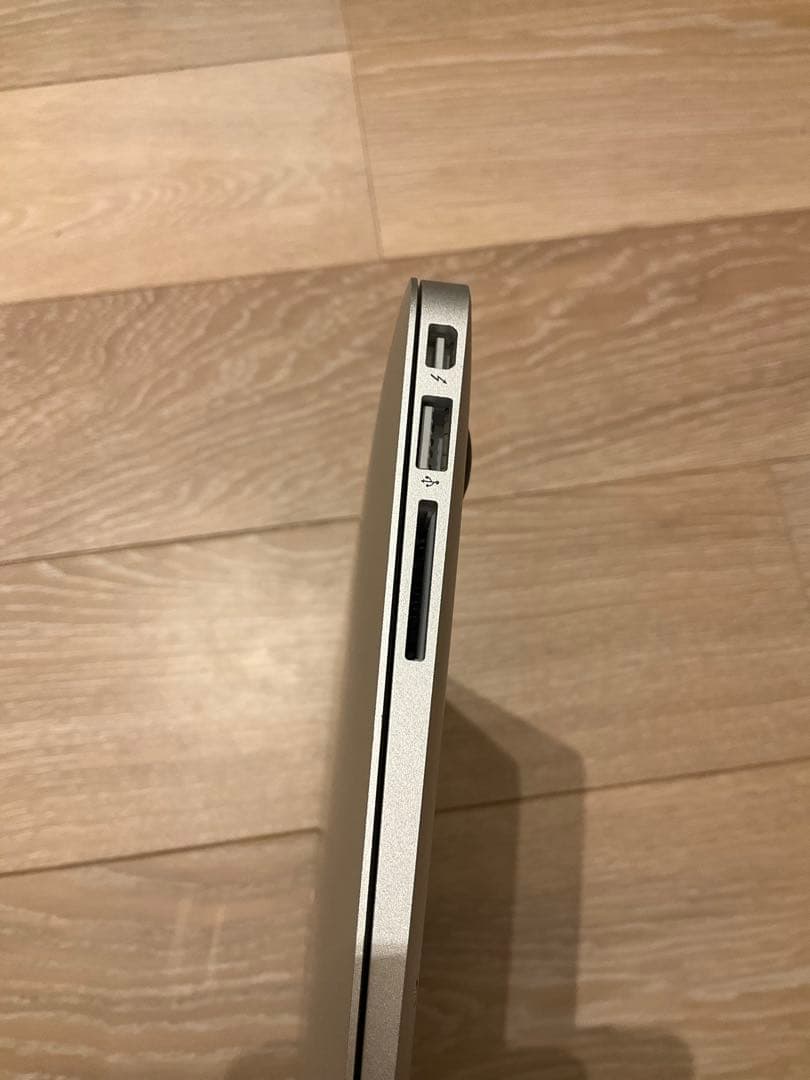 MacBookAir 2017 13インチ 8GB