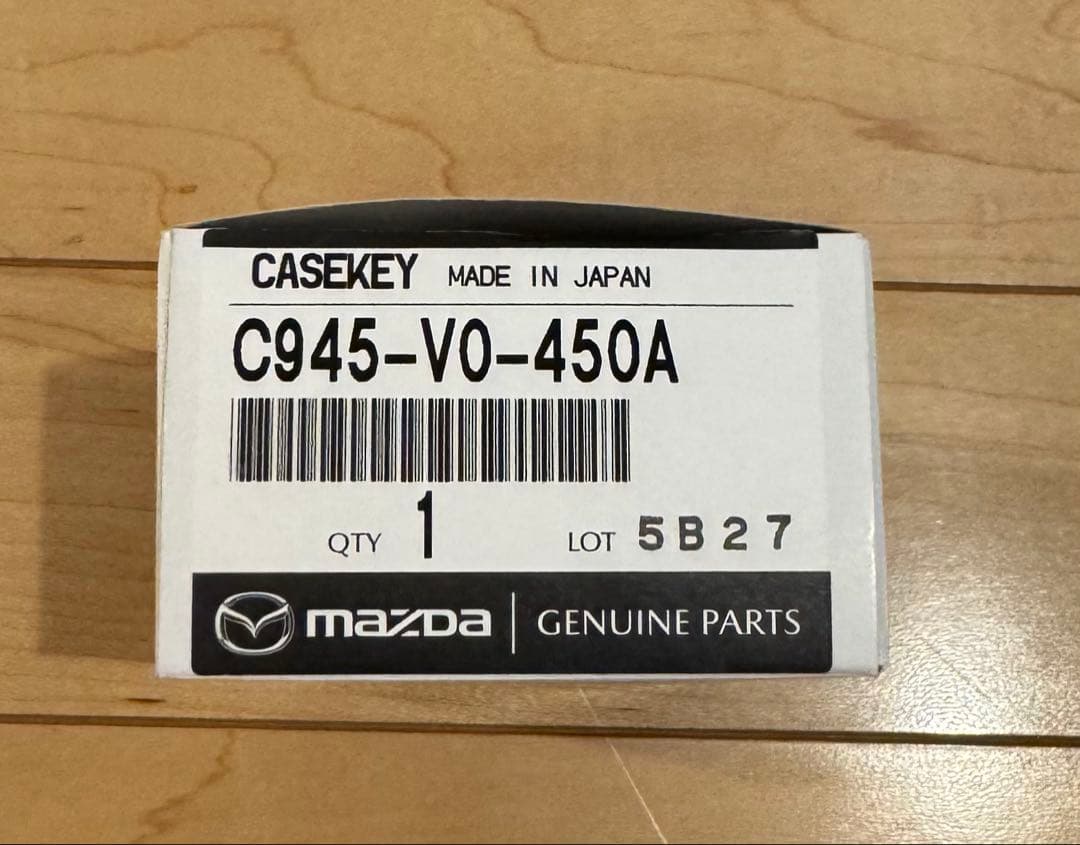 マツダ純正NDロードスター35周年記念モデル用キーケース　アーティザンレッド