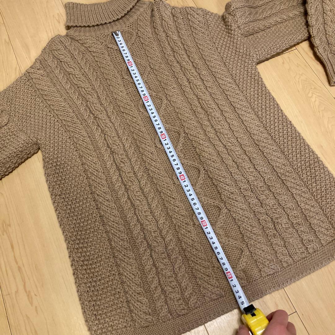 【引越しのため2月まで】Guernsey woollensケーブルニットセーター