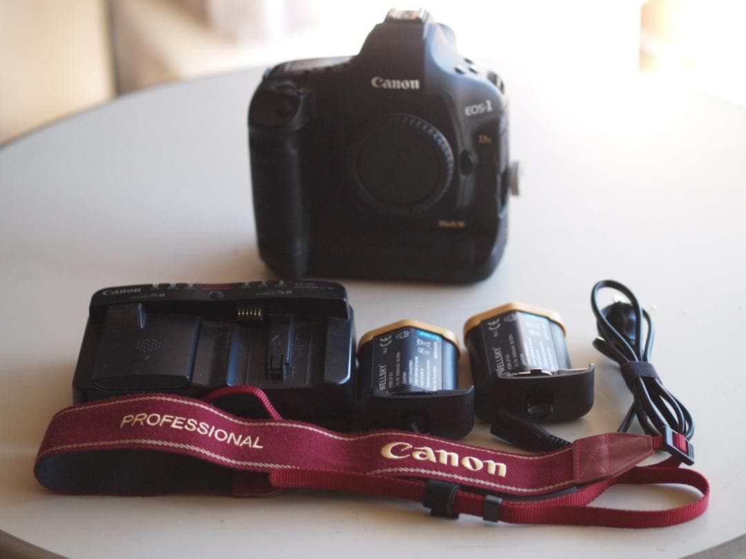 T*s様 Canon EOS-1 Ds Mark III 本体とアクセサリー