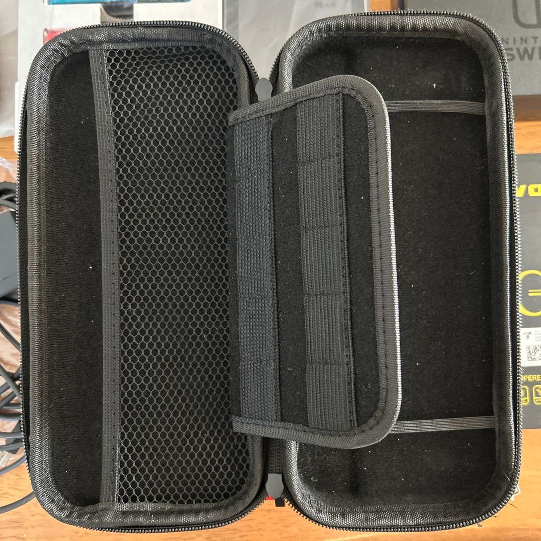 Switch 本体　本体ケース・保護ガラス付き