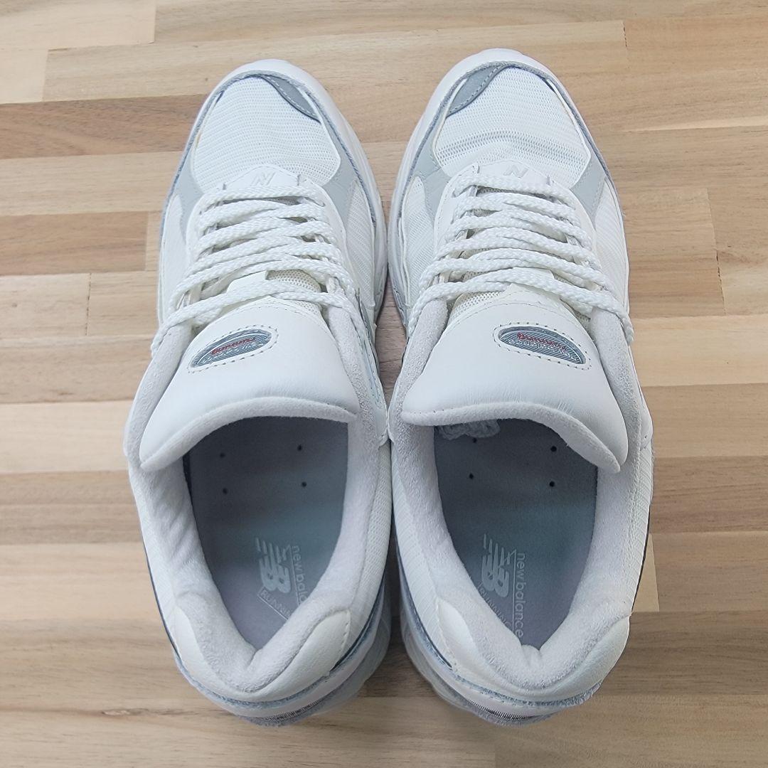 ニューバランス M2002RXM ゴアテックス ホワイト 27センチ
