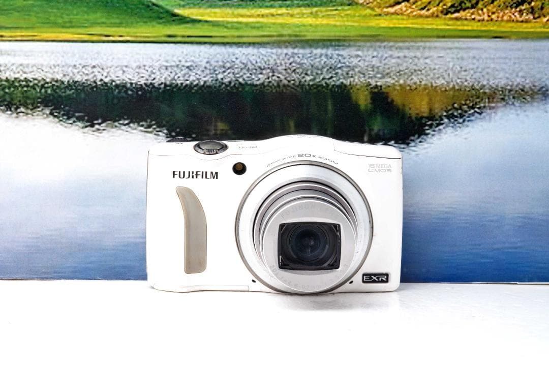 FUJIFILM 富士フィルム FinePix F800EXR