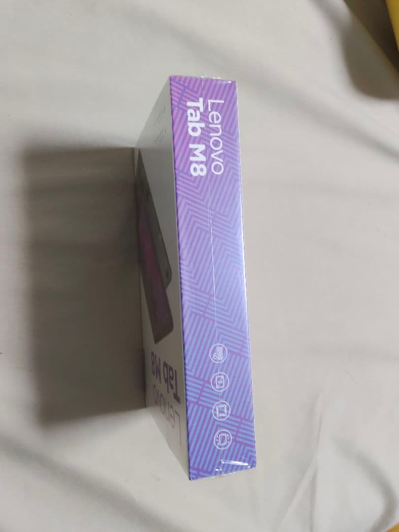 Lenovo Tab M8 Androidタブレット本体