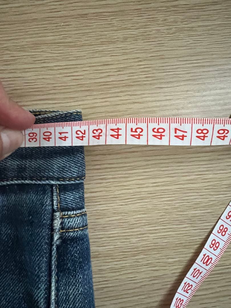 OLD Supreme 赤耳ストレートデニム ダメージあり1