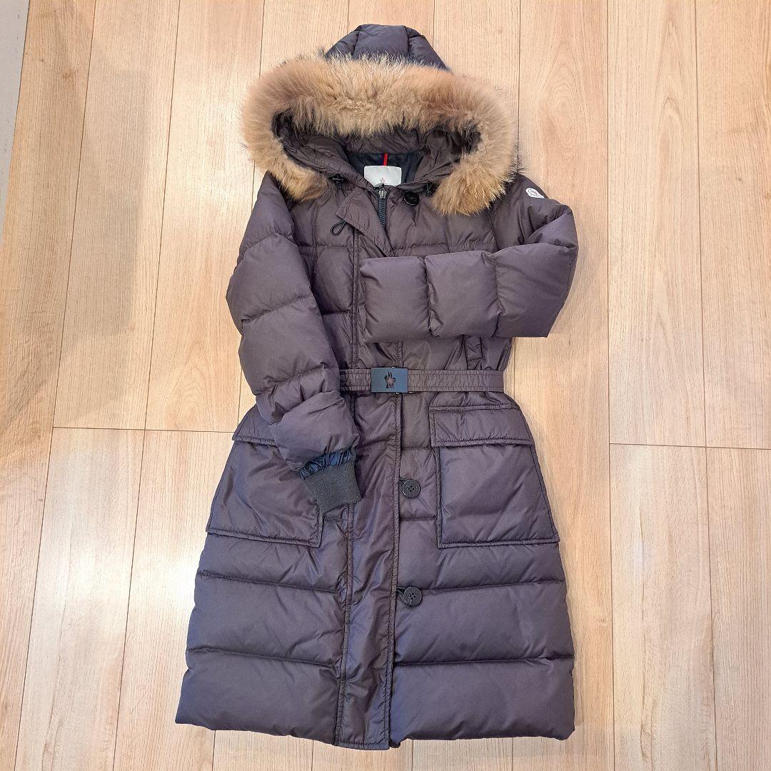 大寒波接近中々、大幅値下げしました！ MONCLER ブラウン ダウンコート