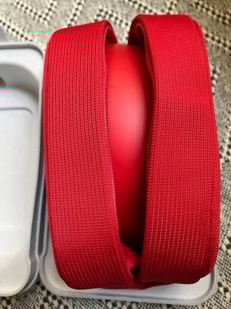 Beats Solo 4 “Ruby Red” Beats x JENNIE