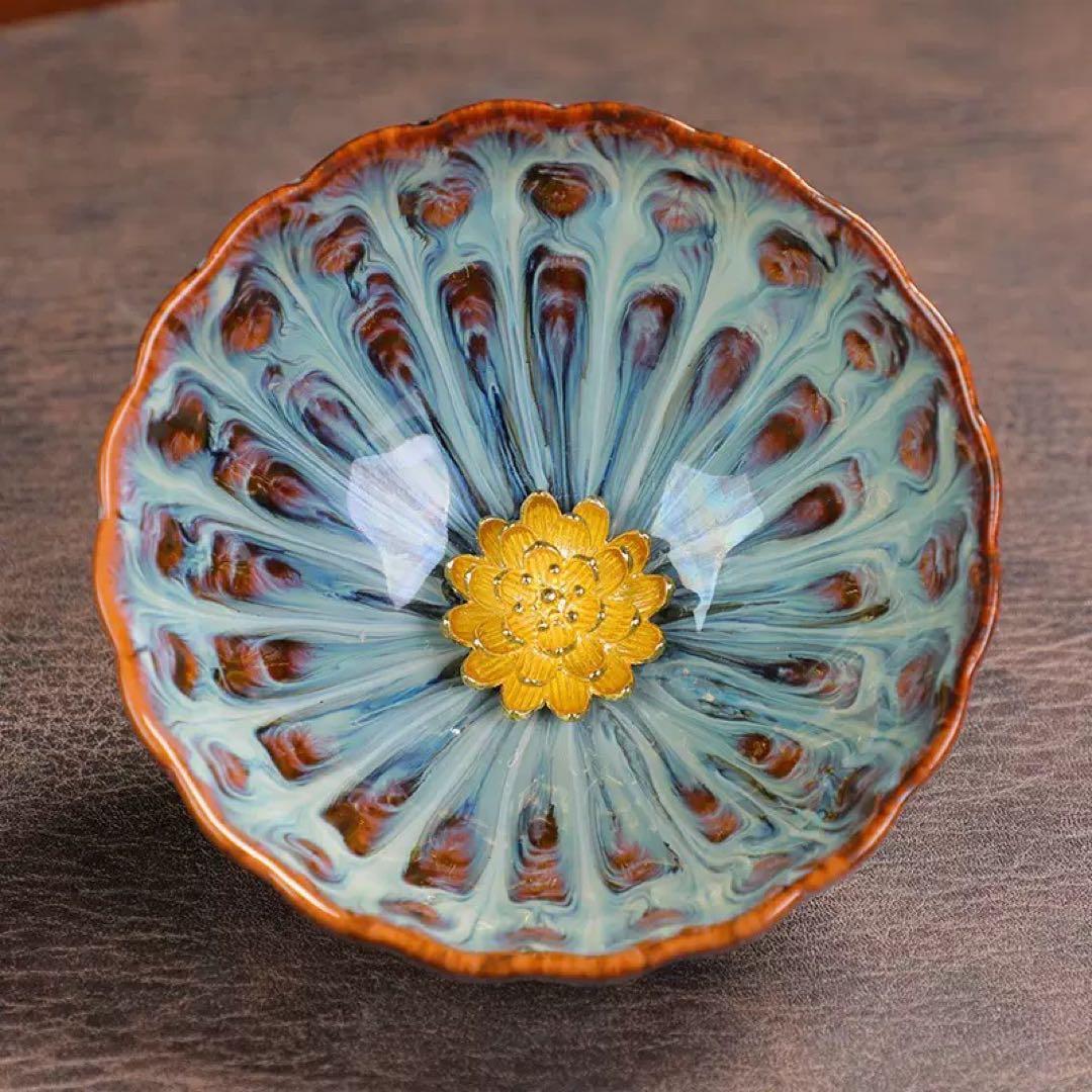 青と金の花模様ボウル