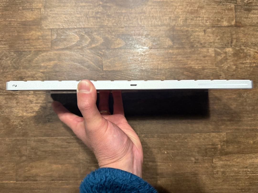 MagicKeyboard（UK） & MagicTrackpad2 セット販売