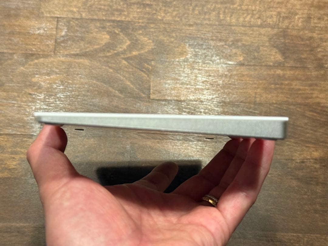 MagicKeyboard（UK） & MagicTrackpad2 セット販売