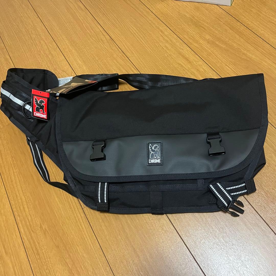 値下げ　新品　クローム／CHROME メッセンジャーバッグ オールブラック