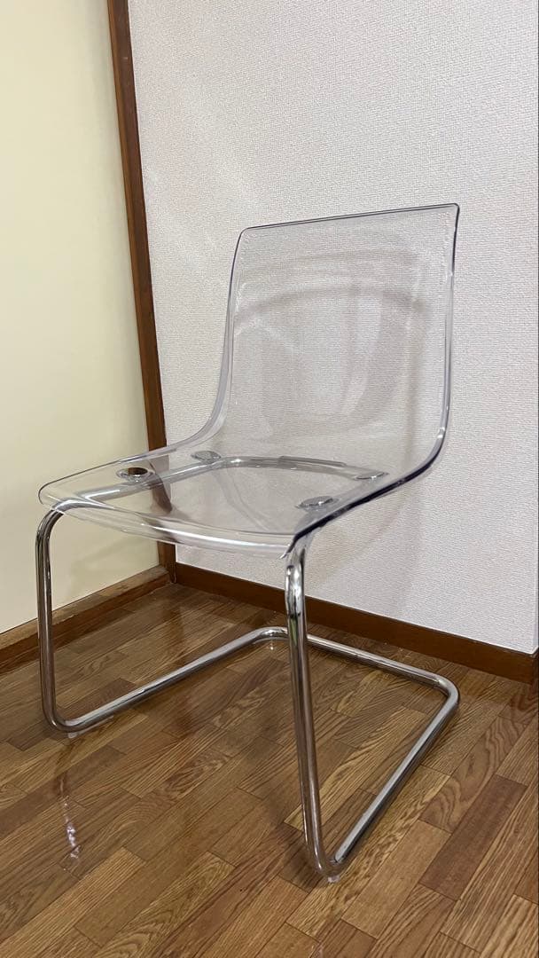 IKEAの人気チェア「TOBIAS（トービアス）」のクリア/クロム