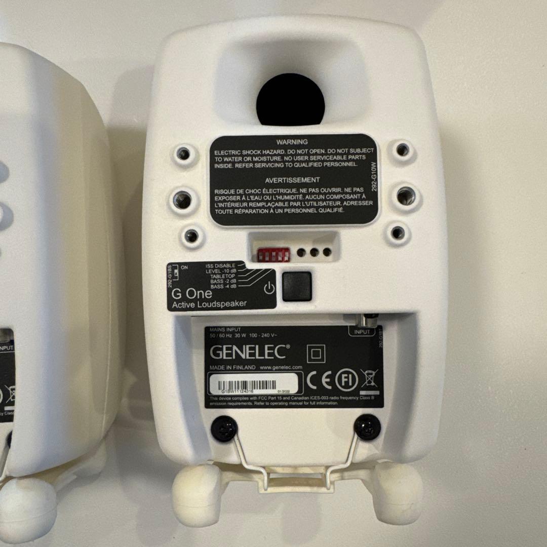 GENELEC　G ONE　ペア