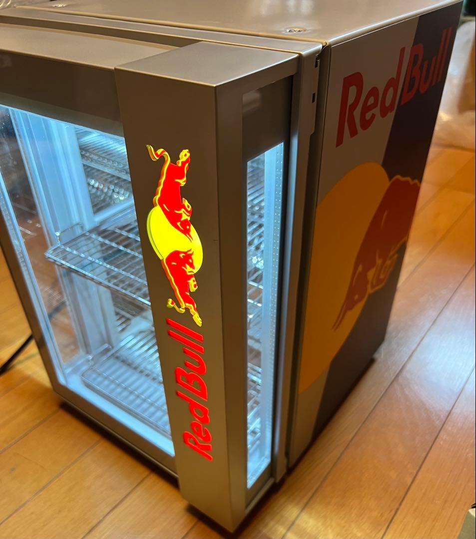 【新品未使用】 Red Bull レッドブル 卓上 冷蔵庫 ショーケース 非売品