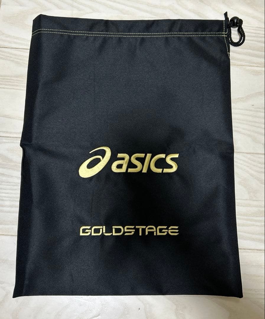 acics 大阪体育大学　アップシューズ