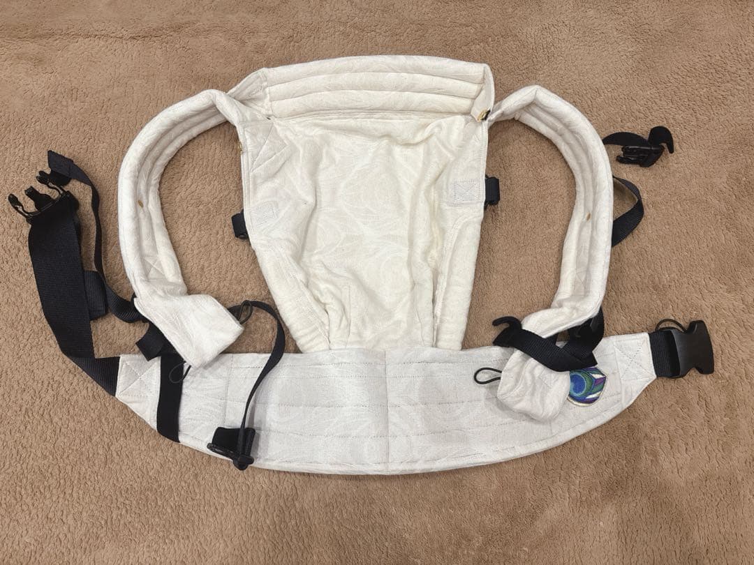 【本日限定お値下げ】【Artipoppe】アーティポッペ 抱っこ紐