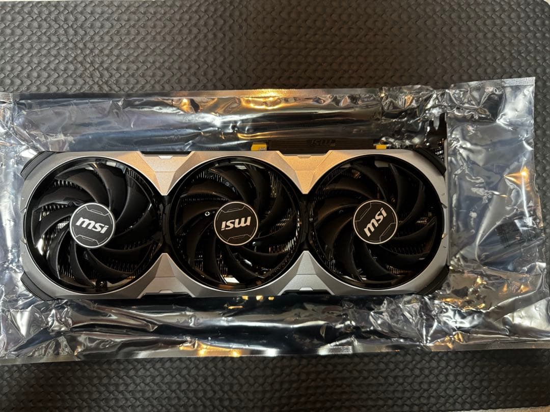 グラフィックボード・グラボ・ビデオカード MSI GeForce RTX 4070 Ti Ventus 3X