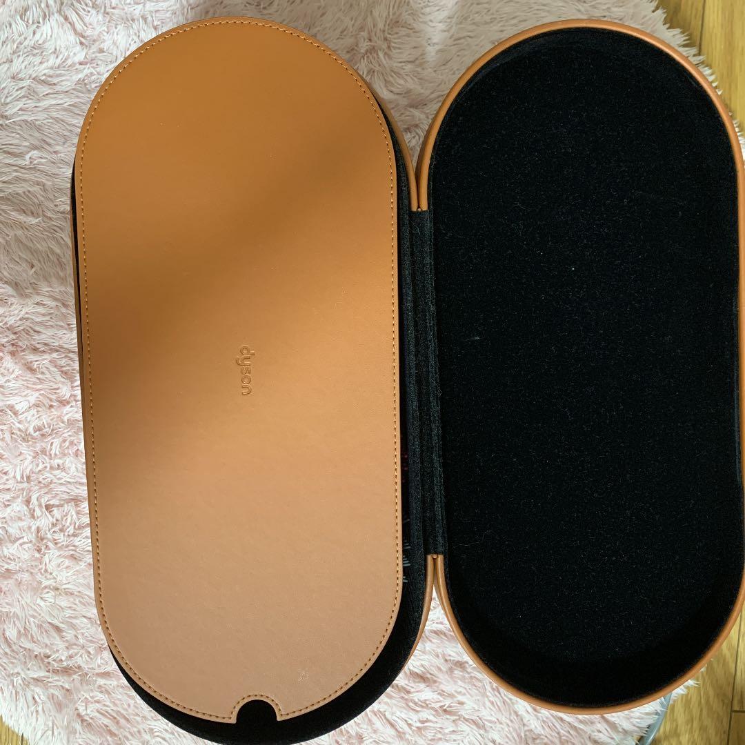 ダイソンドライヤー