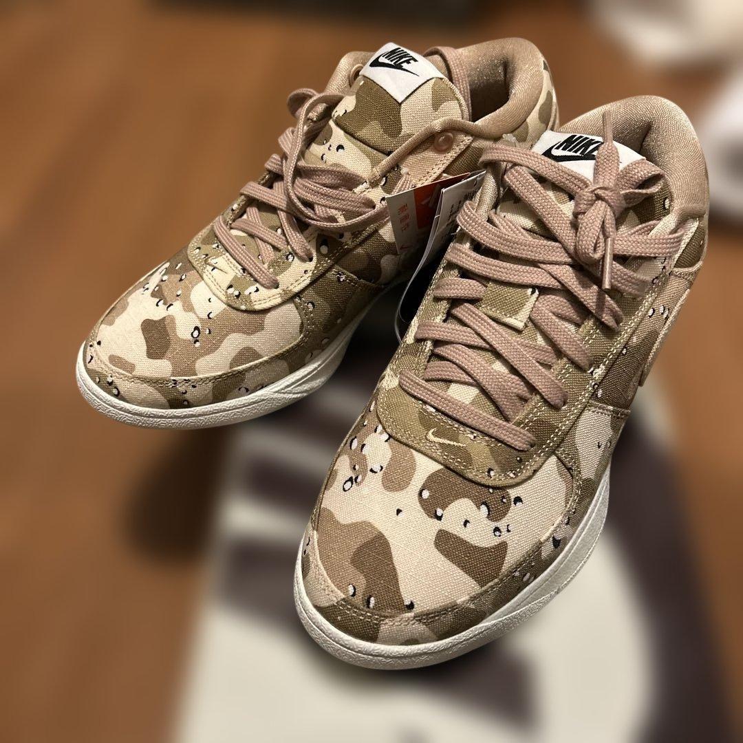 Nike BOOK1カモフラージュ スニーカー