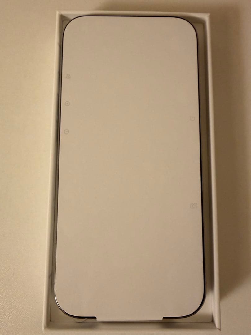 【Apple】iPhone 16Pro 256GB ホワイトチタニウム色