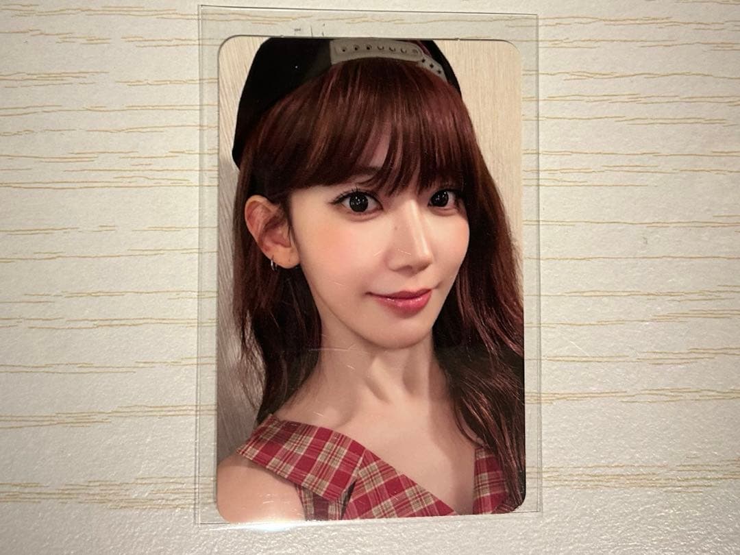 ルセラフィムSPAGHETT hello82 US 限定　サクラ