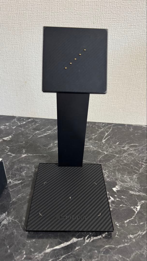 Androidタブレットアクセサリー PITAKA mag EZ charging stand for tablets