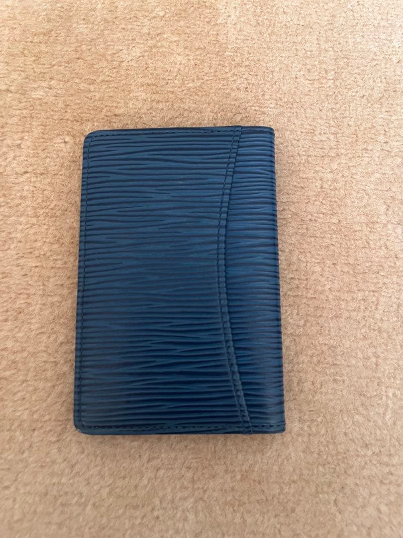 Louis Vuitton ネイビー名刺入れ エピ