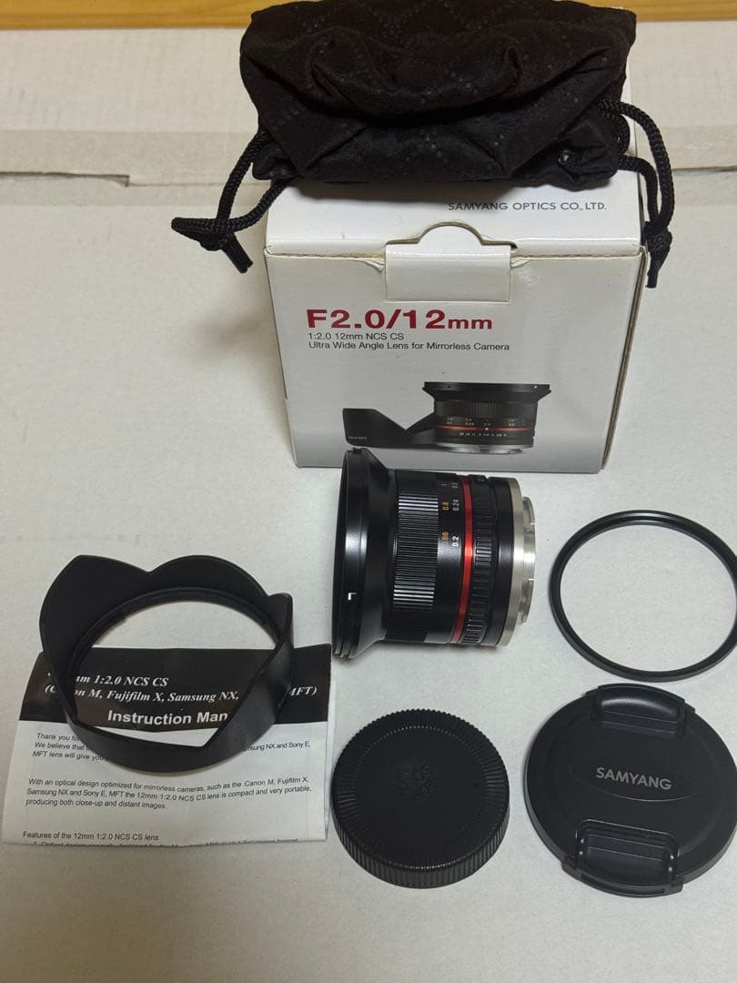 SONY Eマウント SAMYSNG 12mmf2 新品同様