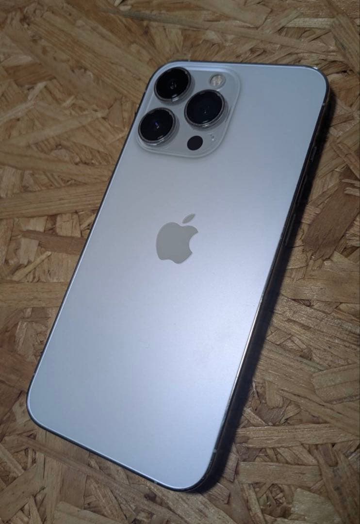 と*も様 ［美品］iPhone 13PRO 本体のみ バッテリー76%